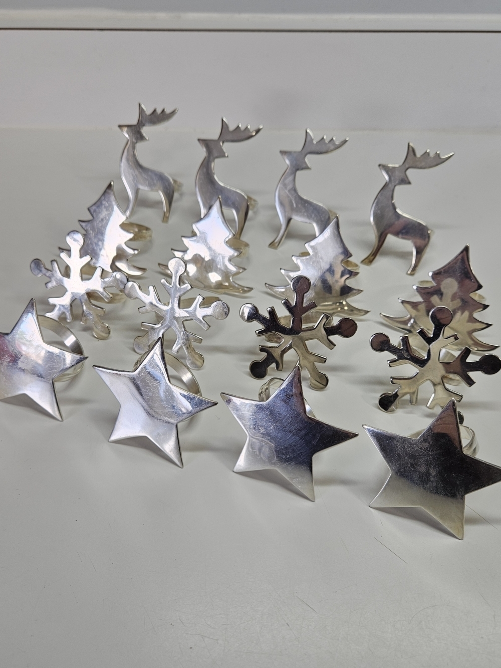 Pier 1 Imports Silver Tone Holiday Napkin Rings Set 16 Reindeer Star Snowflake